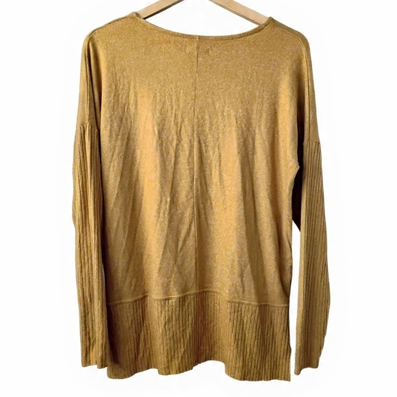 Per Se Mustard Knit Top - Picture 2 of 6
